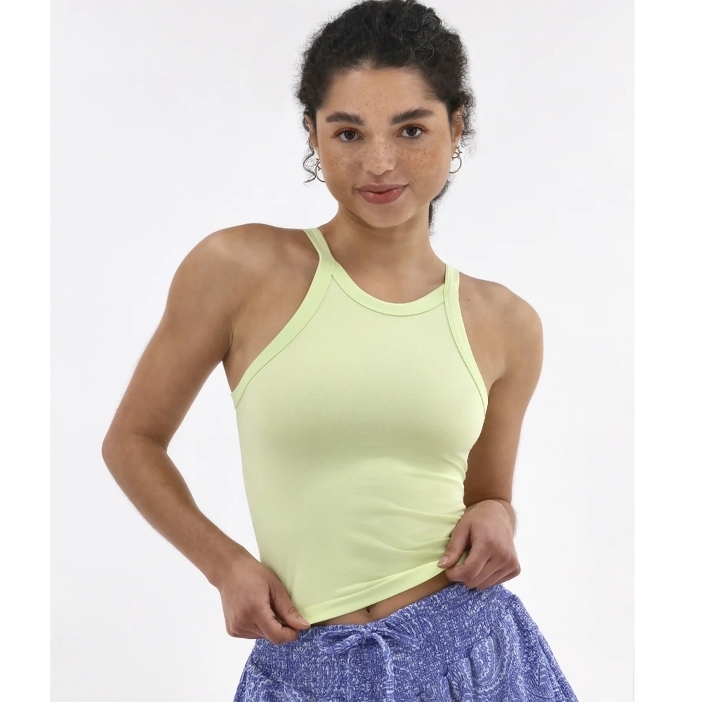 No Boundaries Women's Lime Green Sweater
